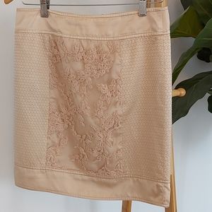 BCBGMaxazria Light Pink Skirt Size 4